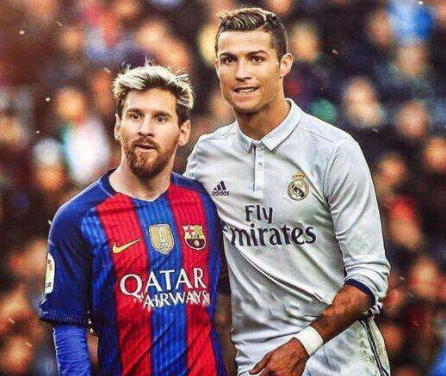 记者：阿芳和伊藤洋辉预计12月复出，穆西亚拉则需要更长时间