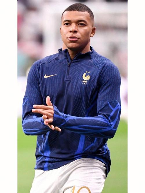 法媒：阿尔及利亚有意招揽姆巴佩弟弟埃唐，球员本人暂未表态