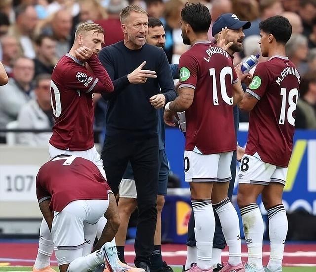 B费双响导演4-1大胜！曼联客场血洗垫底狼队，强势杀回前六