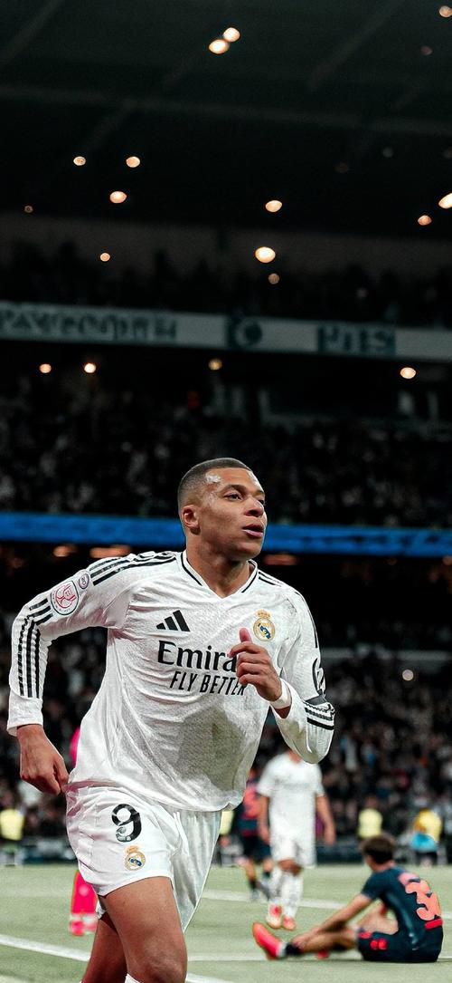 阿尔卡拉斯透露：让自己在球场上势不可挡的秘诀