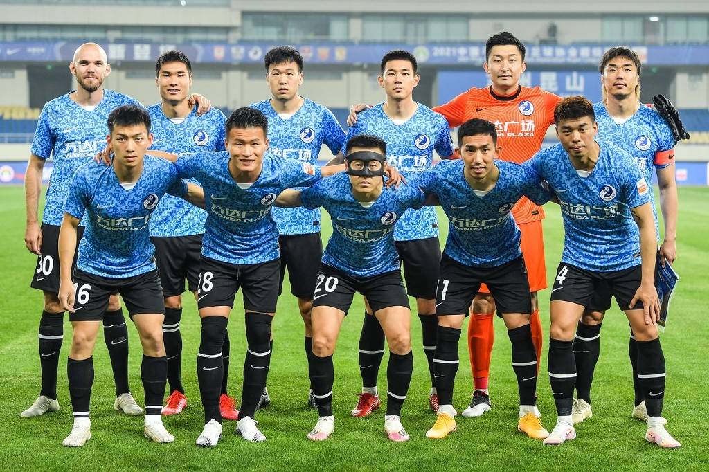 曝梅西想在巴黎主场展示世界杯奖杯 高层不乐意