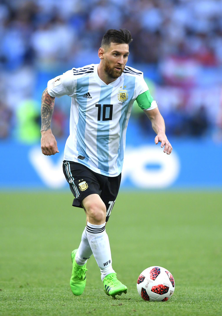 萨里：VAR工作区可以放到替补席对面，否则容易造成冲突