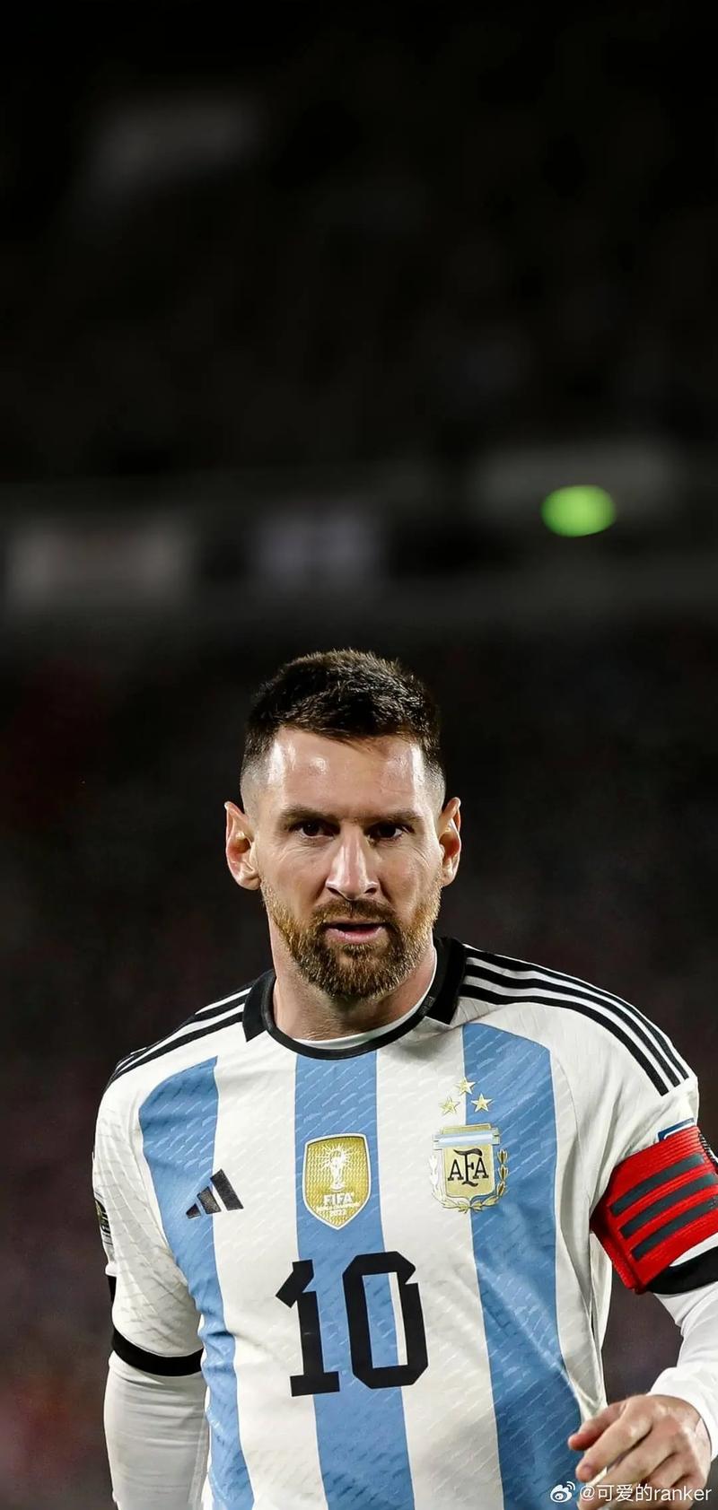 博主：萨拉赫将观看卡拉格解说曼联，俱乐部警告他的社媒动作